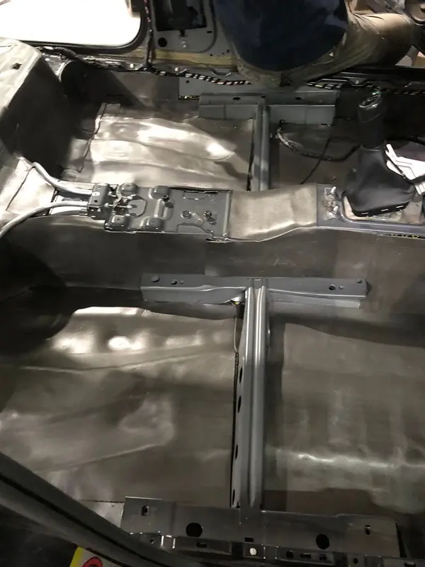 Шумоизоляция VW Polo