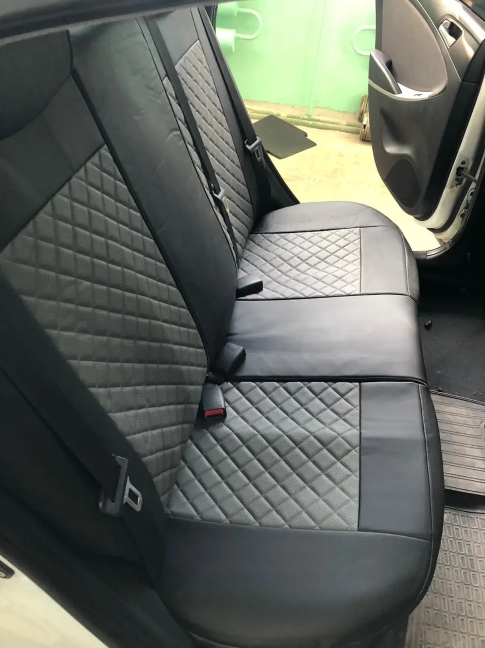 Универсальные чехлы Автопилот на Hyundai Solaris