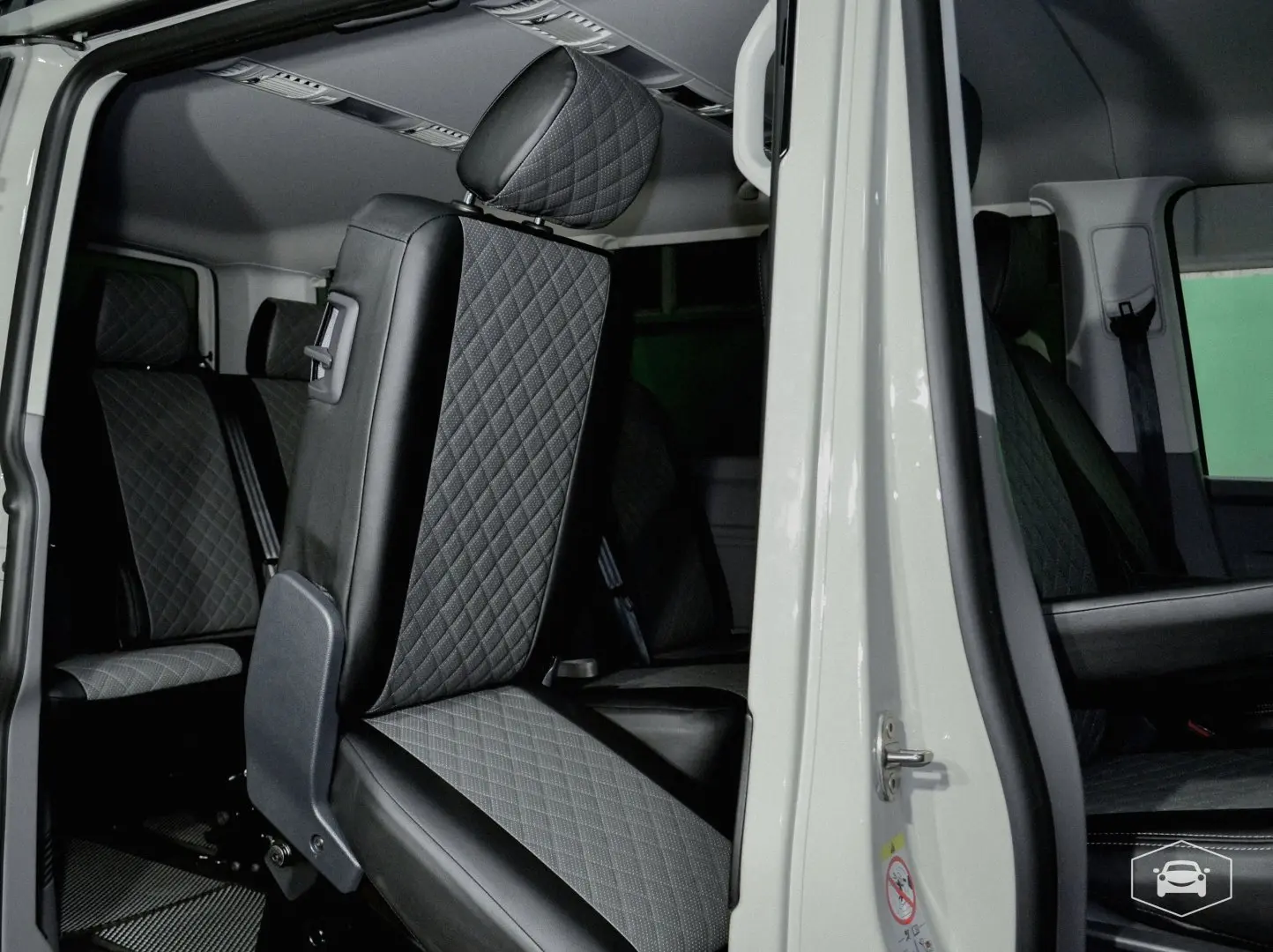 VW Caravelle T6 чехлы Автопилот