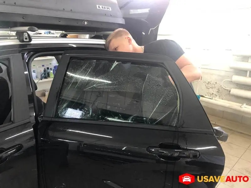 Установка фаркопа на LADA Vesta + тонировка и дефлекторы