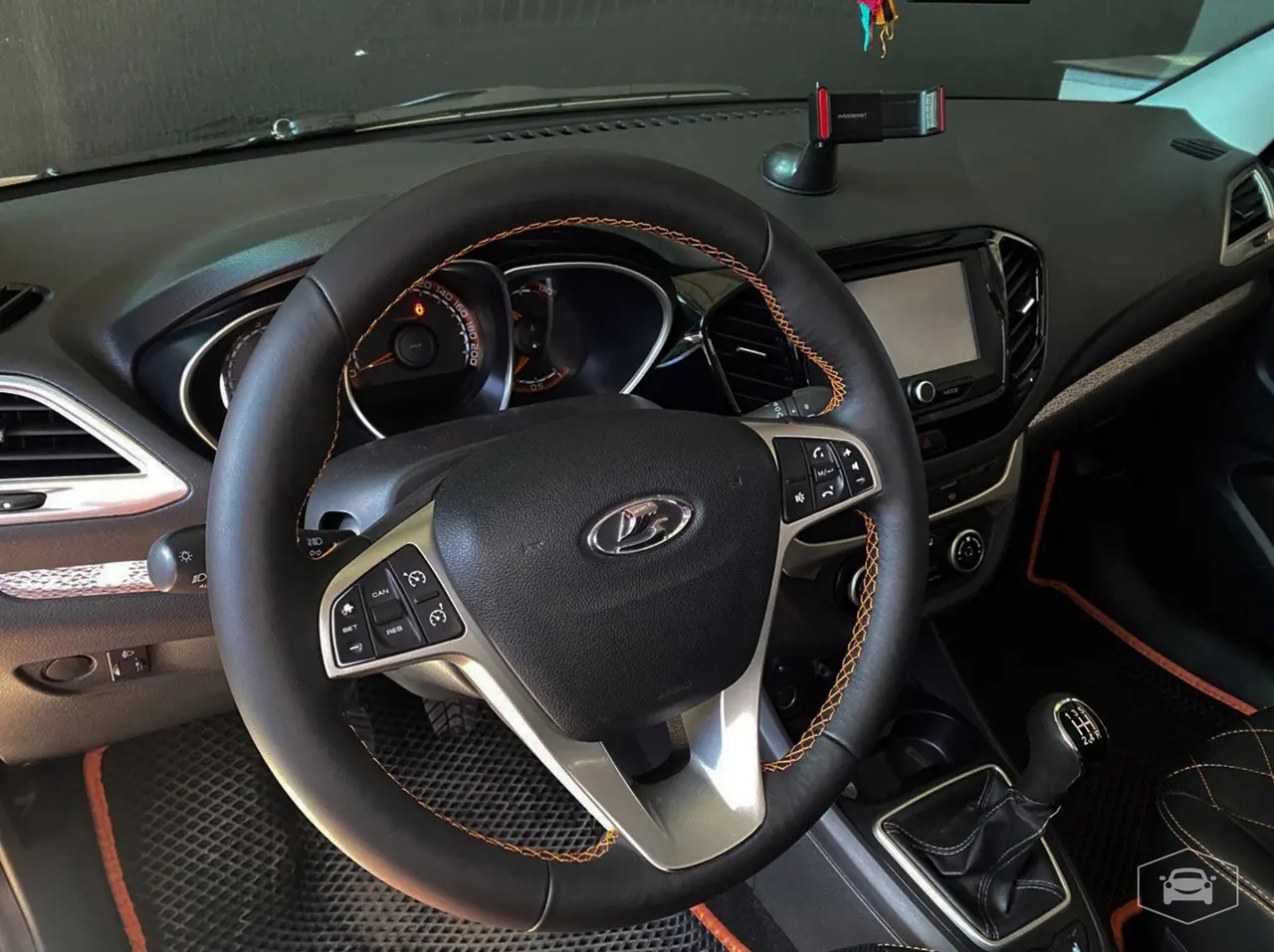 Чехлы от компании Интер на Lada Vesta