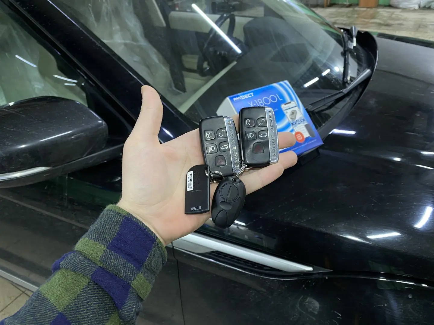 Сигнализация Pandora на Land Rover