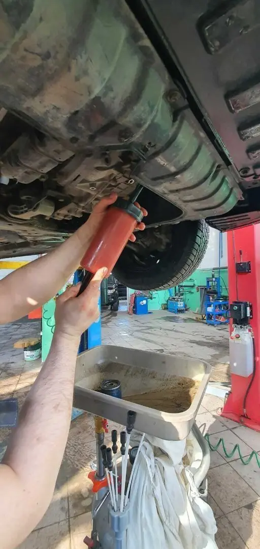 Замена масла на Kia Rio