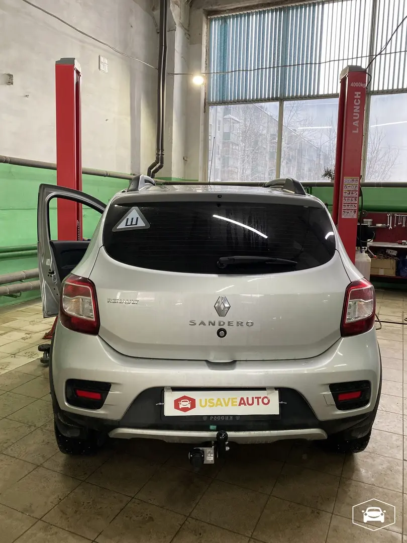 Renault Sandero и фаркоп Лидер Плюс