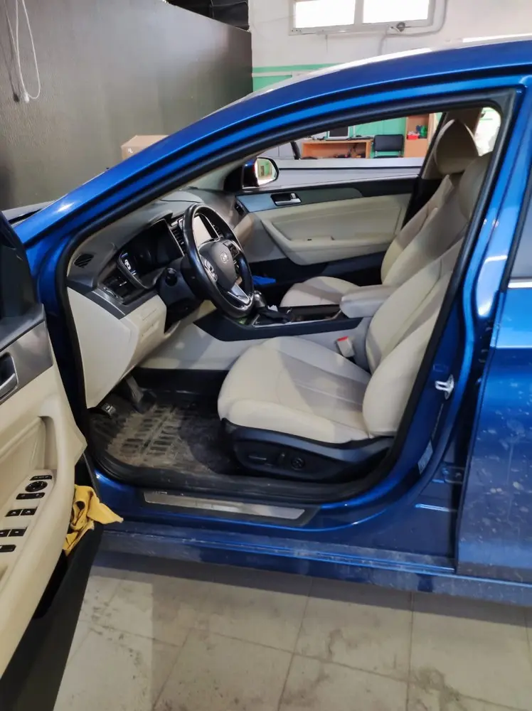 Чехлы от компании Интер на Hyundai Sonata