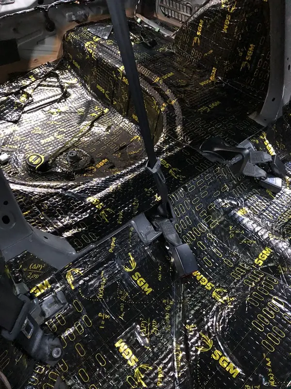 Шумоизоляция VW Polo