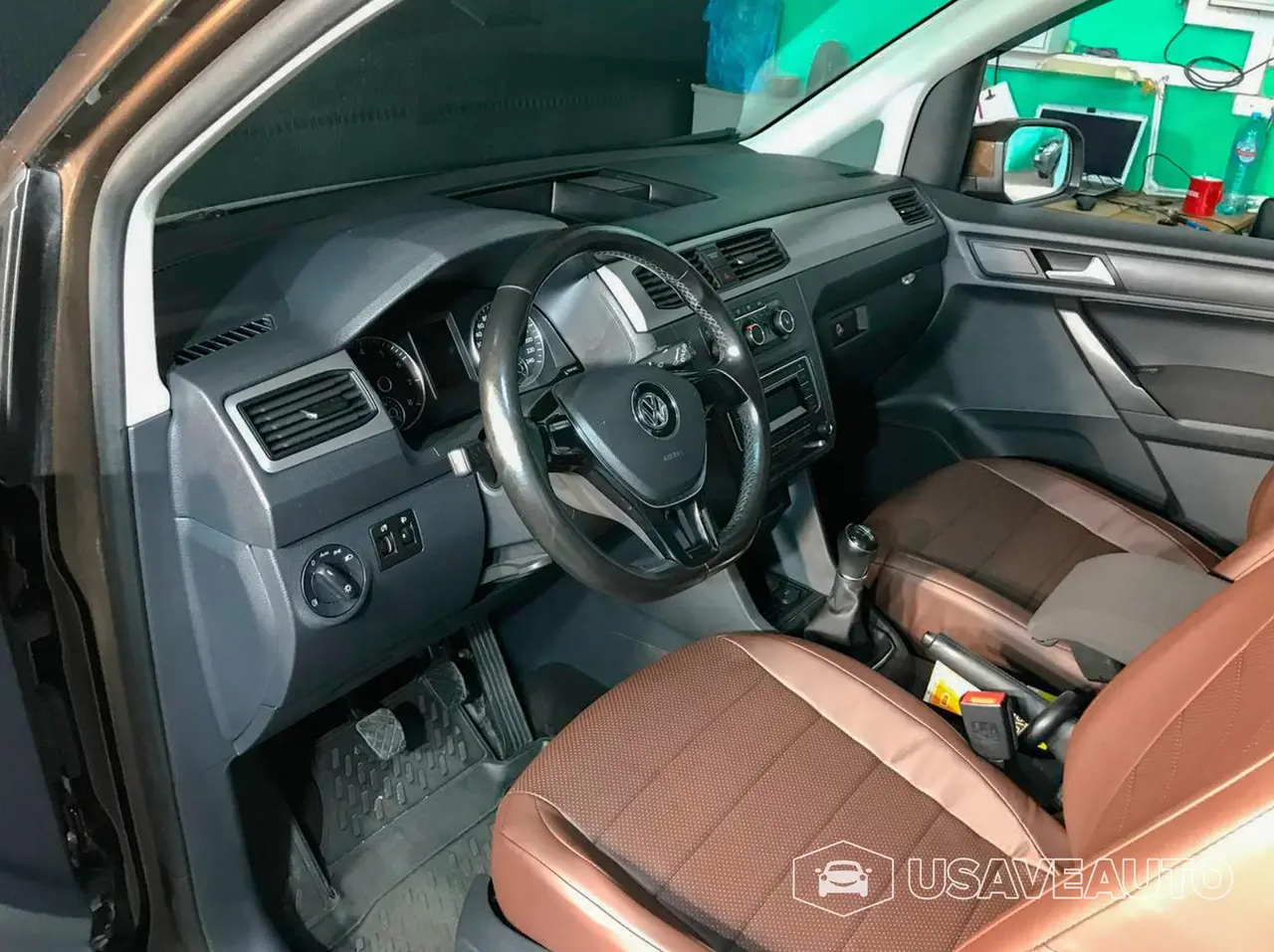 Установка чехлов Автопилот на VW Caddy Установка чехлов Автопилот на VW Caddy