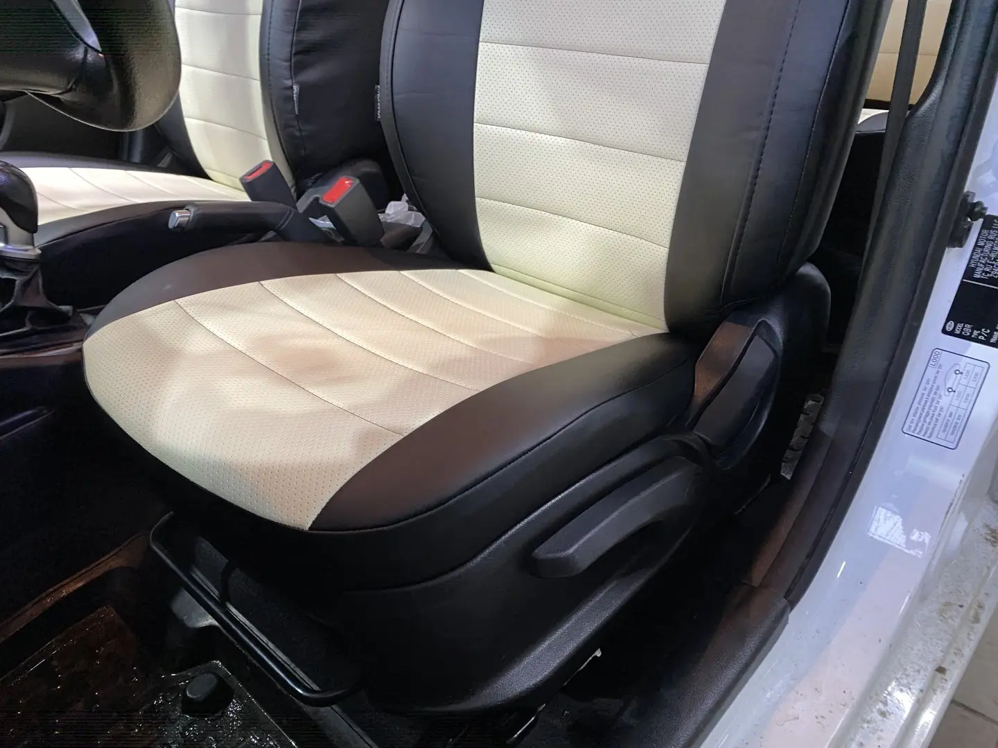 Чехлы Автопилот на Kio Rio