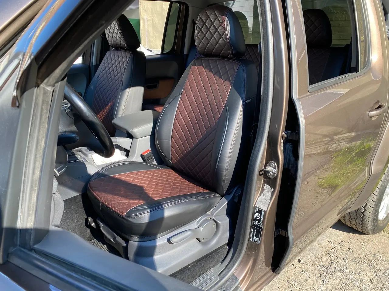 Чехлы Автопилот на VW Amarok