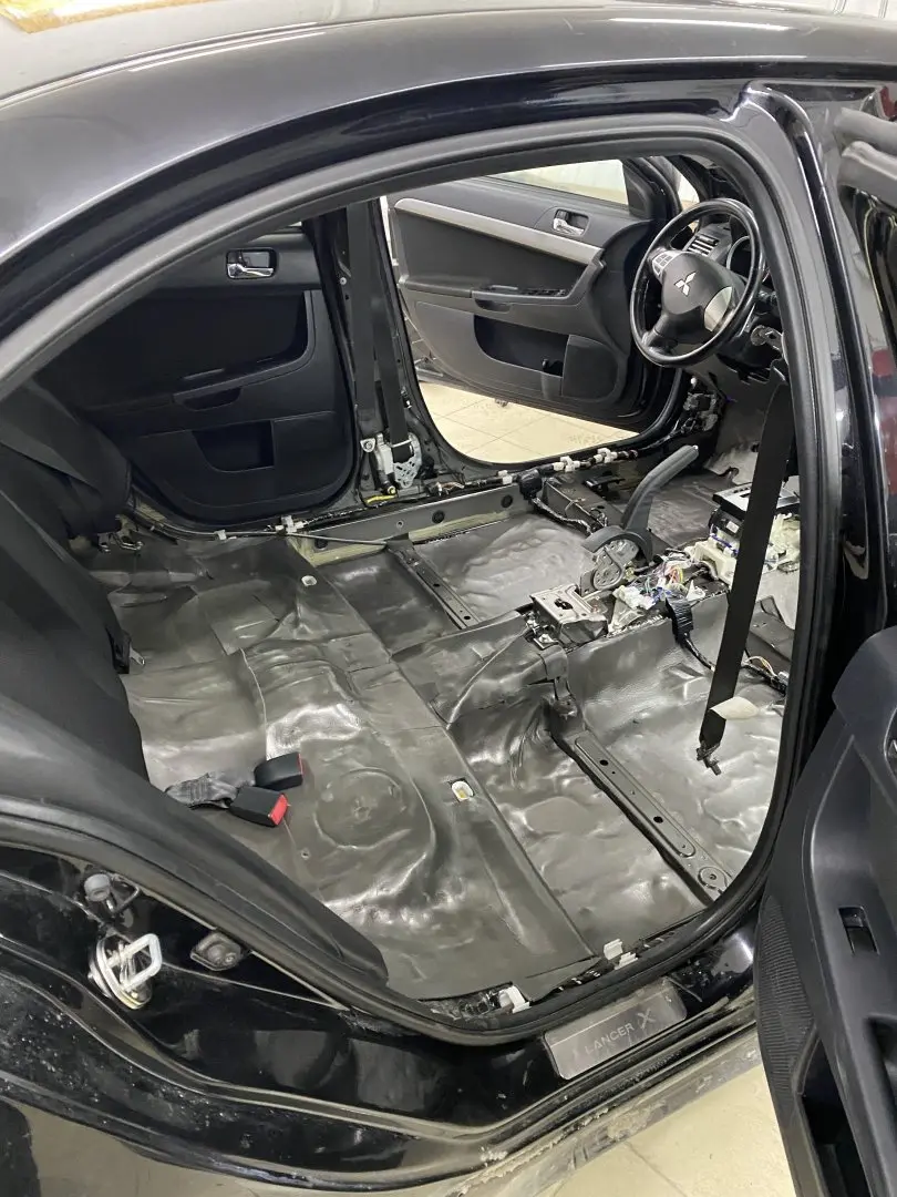 Шумоизоляция Lancer X