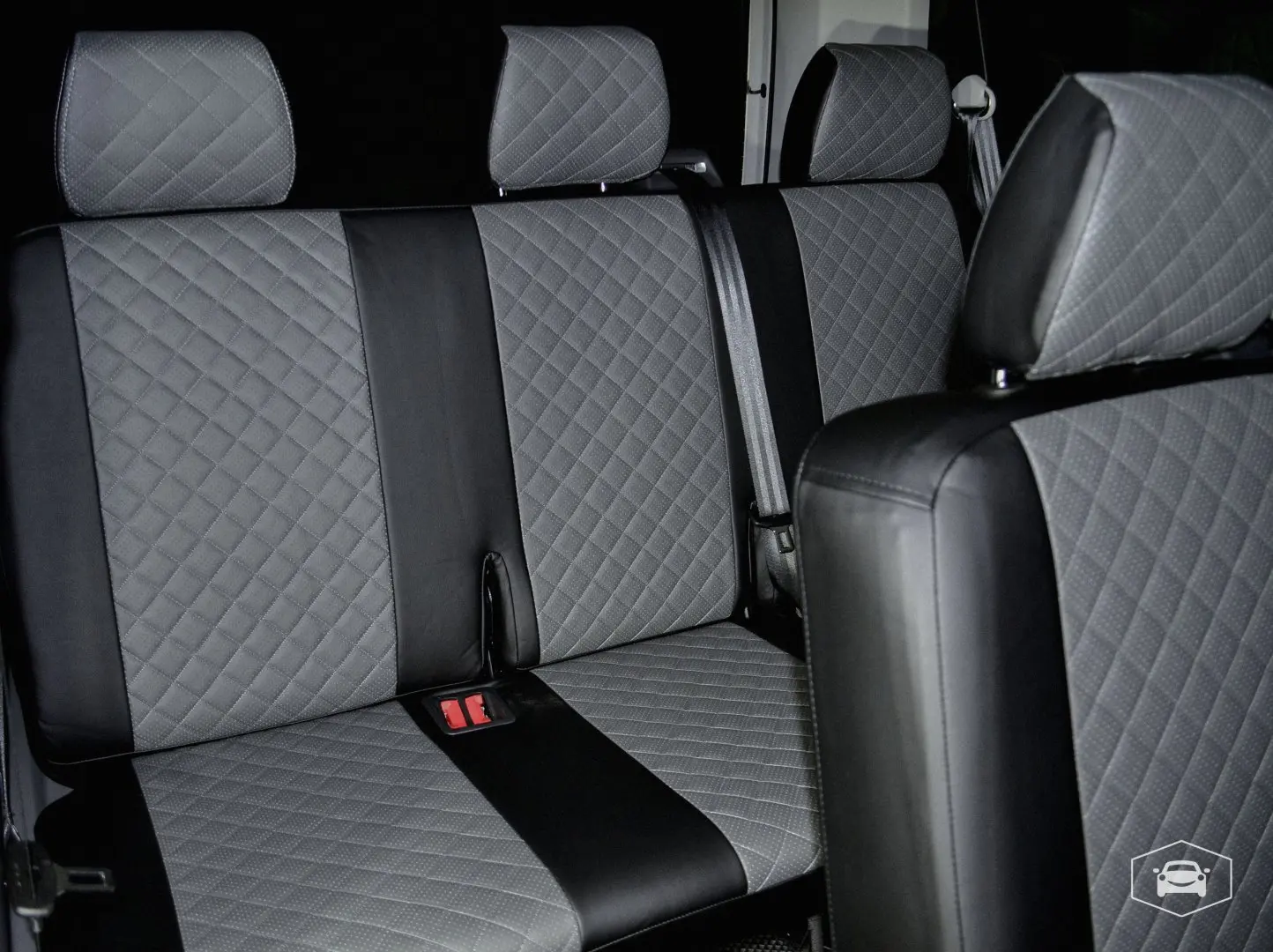 VW Caravelle T6 чехлы Автопилот