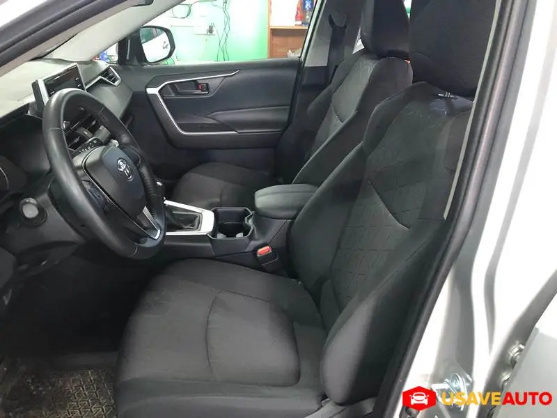 Установка чехлов Автопилот на Toyota Rav 4 2020 Установка чехлов Автопилот на Toyota Rav 4 2020