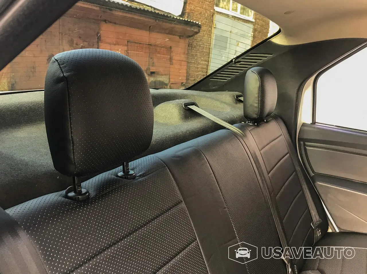 Установка чехлов Автопилот на Renault Logan 1