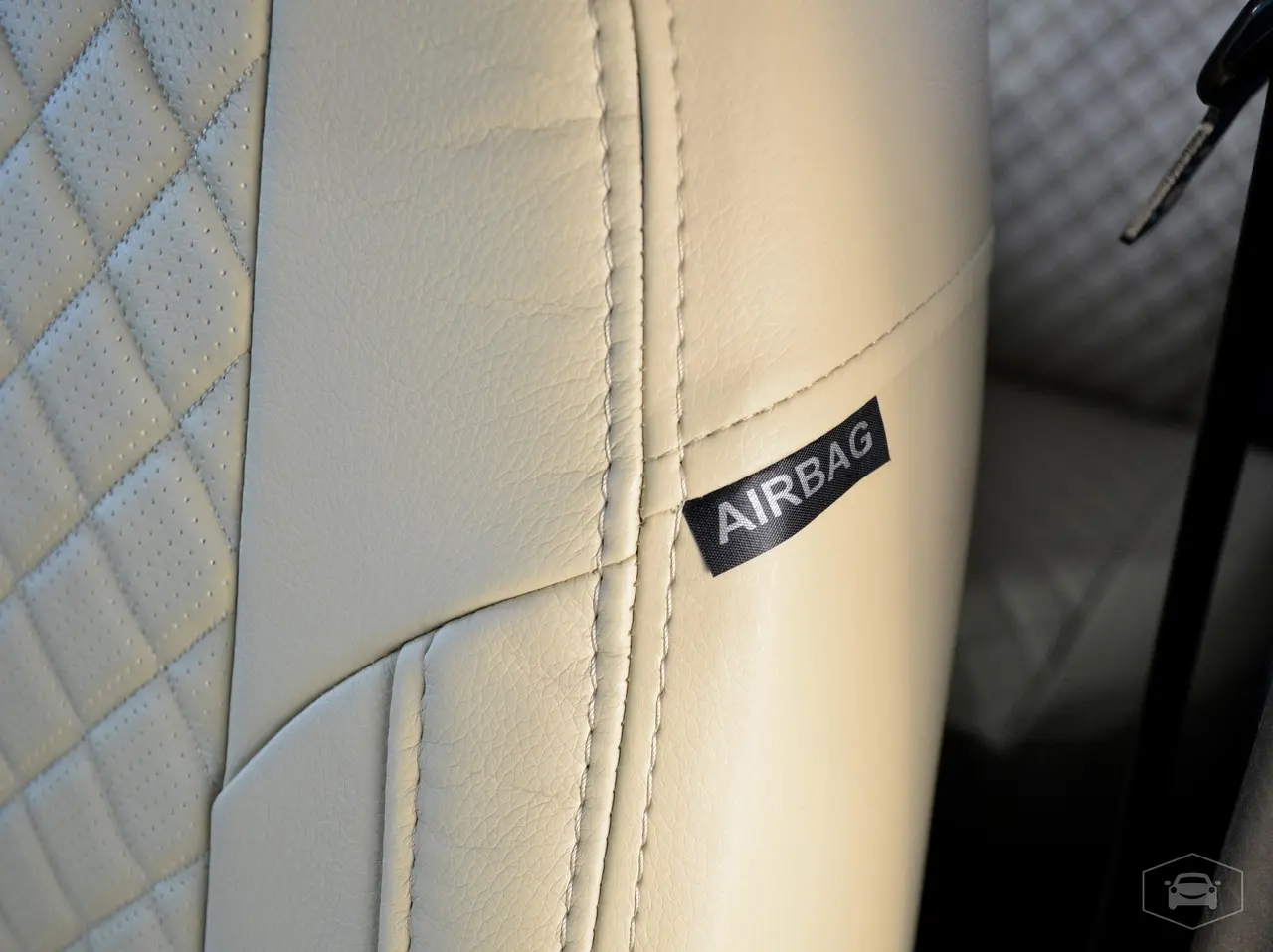 Установка чехлов Автопилот Mitsubishi ASX