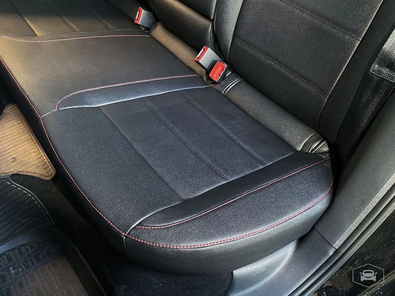 Авточехлы Интер на VW Polo Sport