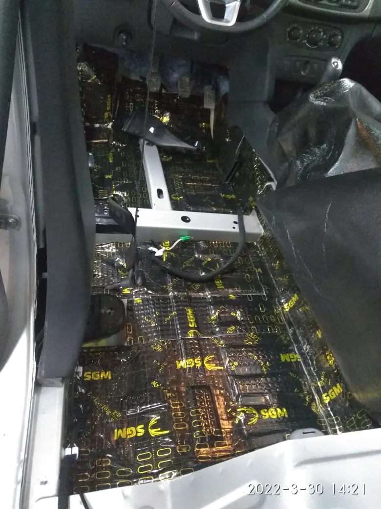 Шумоизоляция Renault Logan