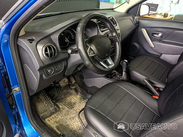 Установка чехлов Автопилот на Renault Sandero