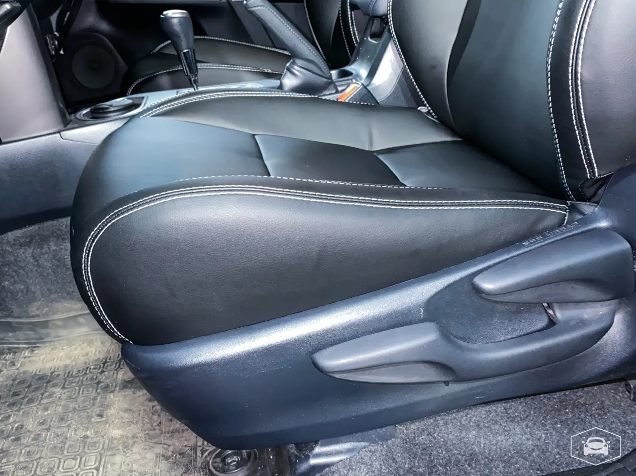 Чехлы от компании Интер на Toyota RAV4