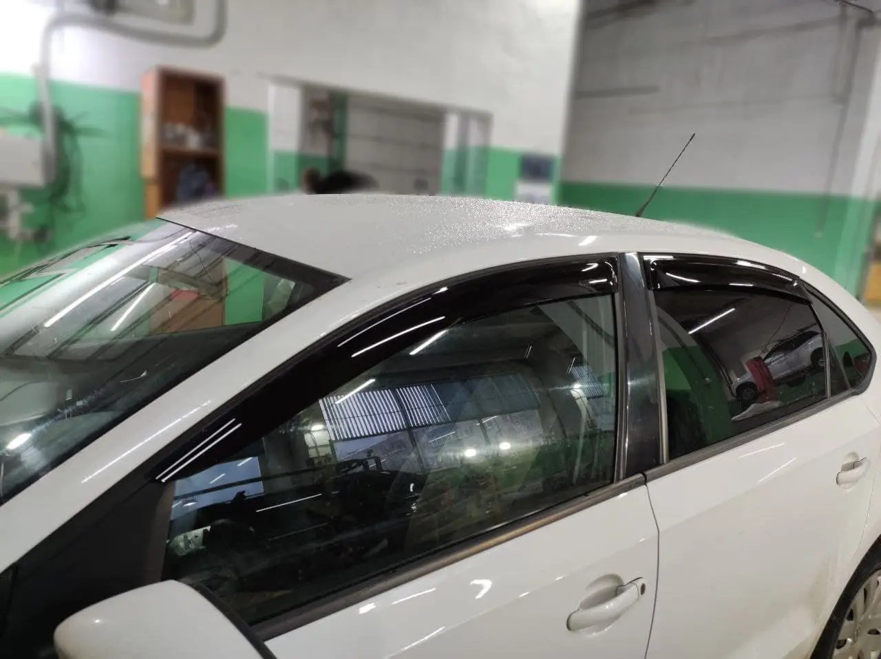 VW POLO чехлы Автопилот и дефлекторы VW POLO чехлы Автопилот и дефлекторы