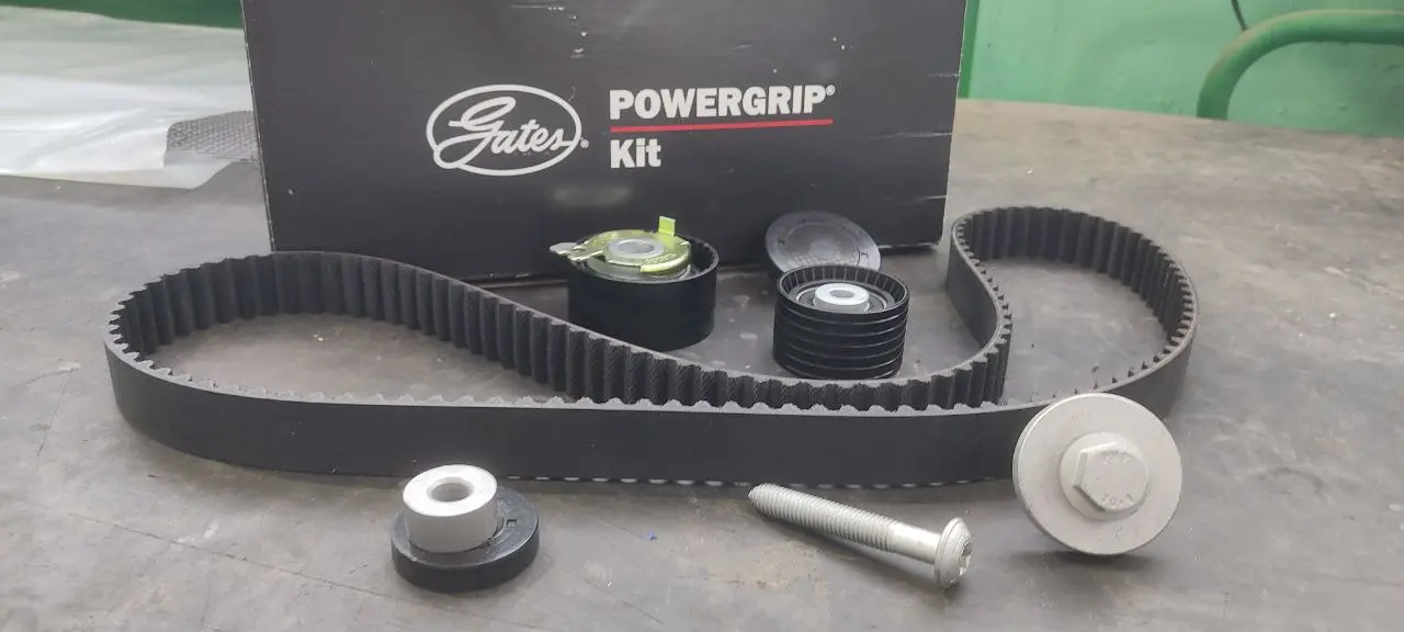 Замена ремня ГРМ на Nissan Almera