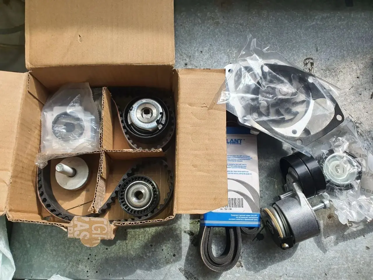 Renault Duster, замена грм, помпы, антифриза, тормозной жидкости