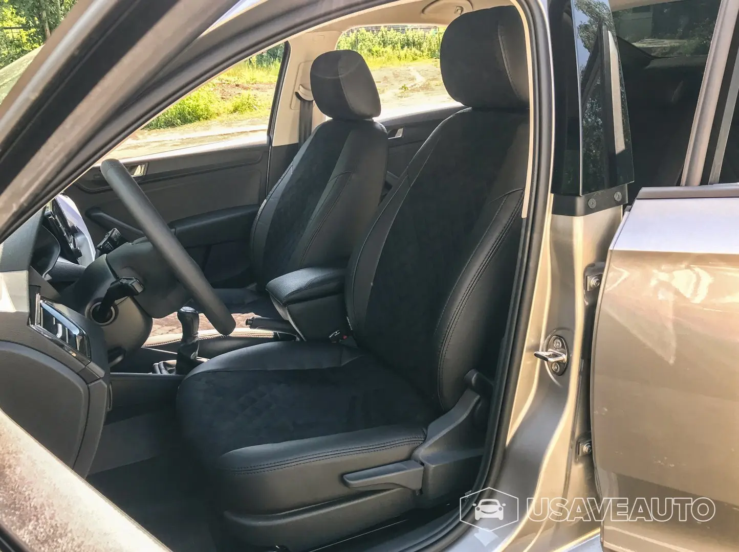 Установка чехлов Автопилот на Skoda Rapid