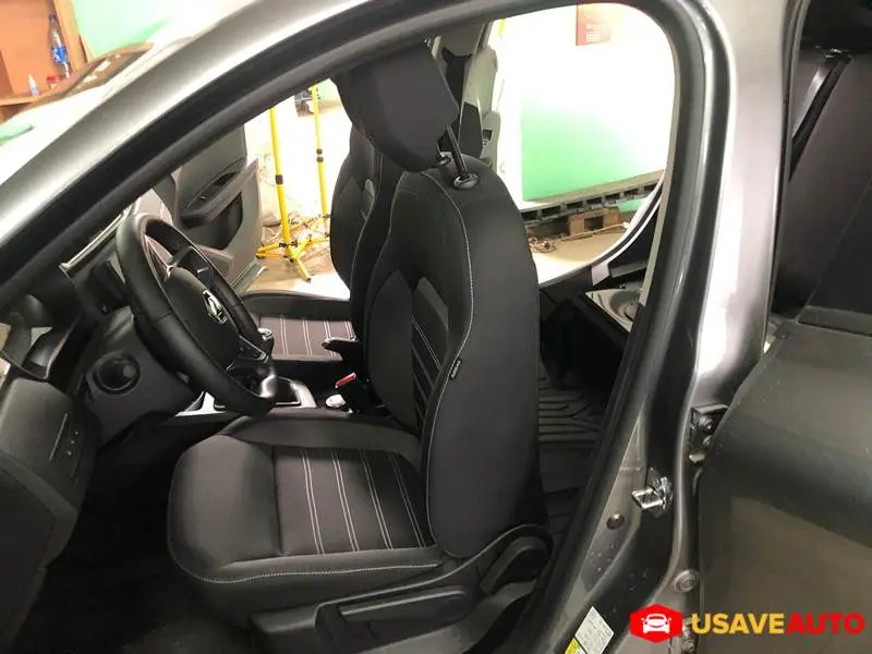 Установка чехлов Автопилот на Renault Arkana 