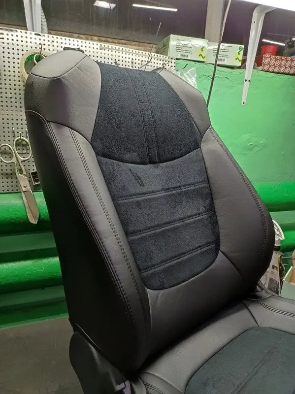 TOYOTA RAV4 и чехлы INTER