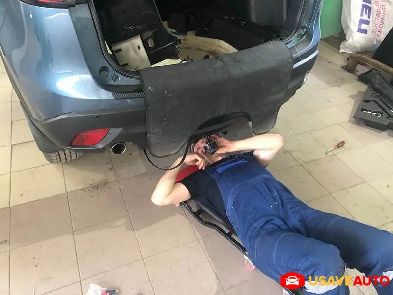 Установка фаркопа на Mazda CX5