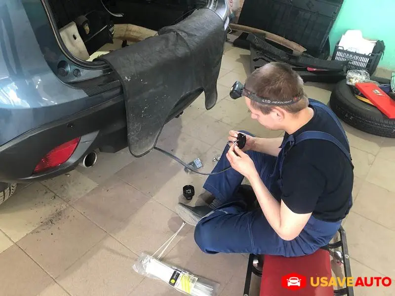 Установка фаркопа на Mazda CX5