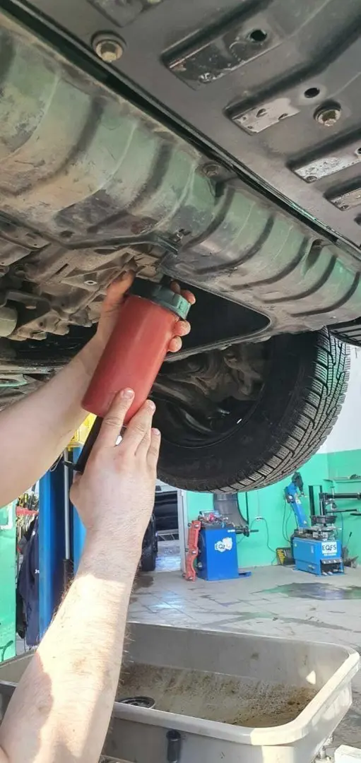 Замена масла на Kia Rio