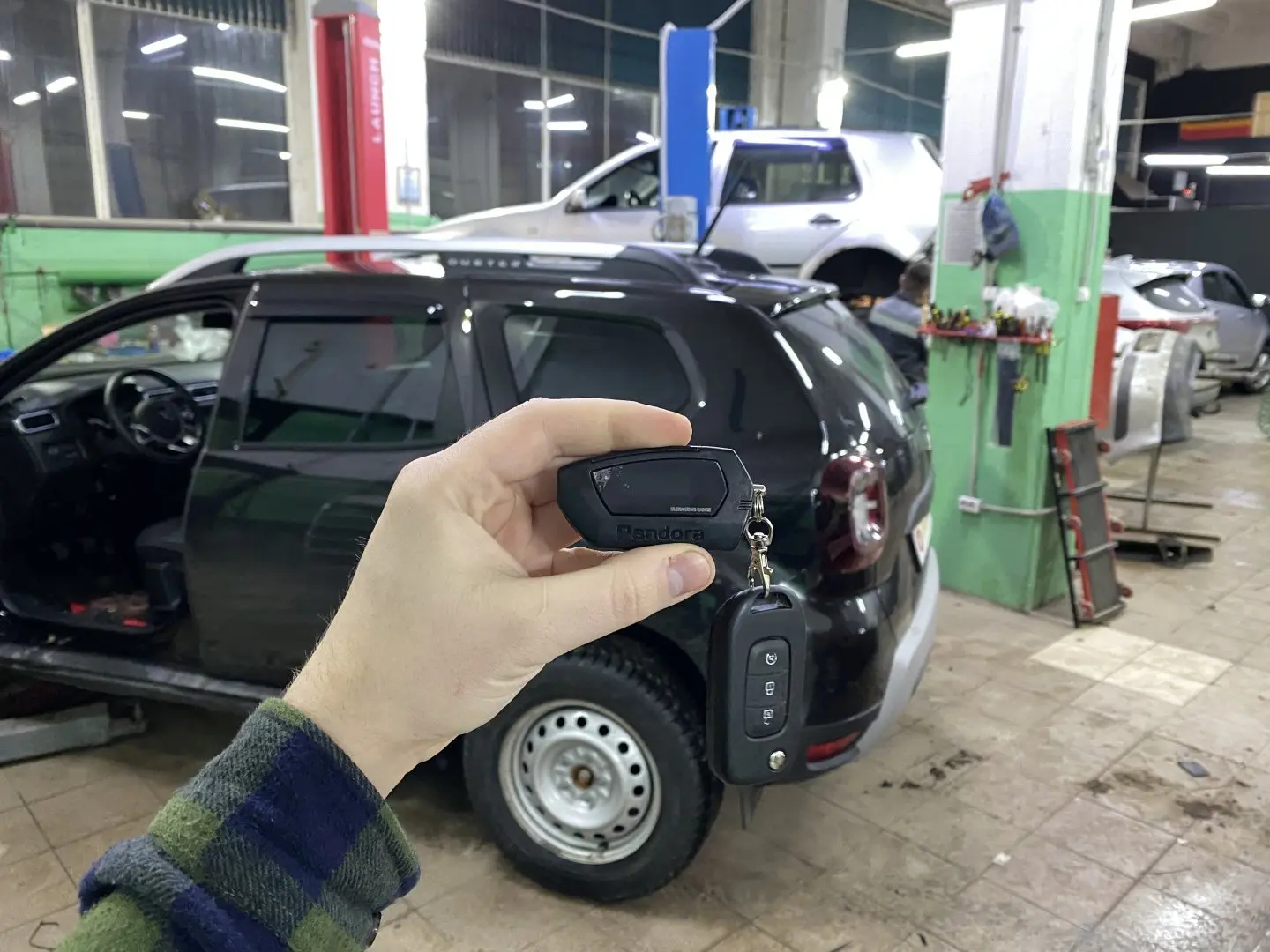 Сигнализация Pandora на Renault DUSTER