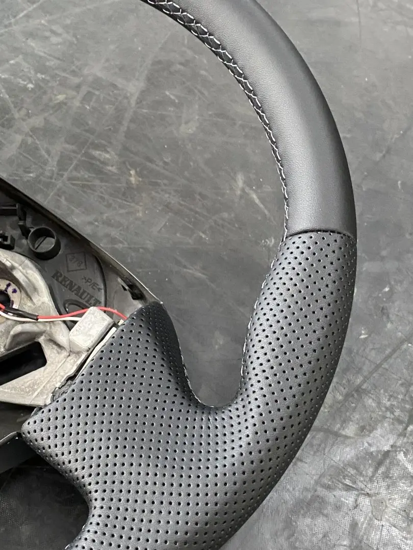 Перетяжка руля на Renault Fluence