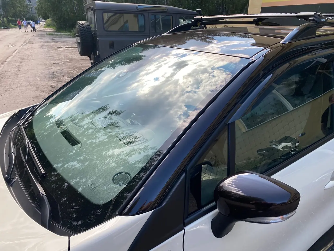 Оклейка защитной пленкой RENAULT Kaptur 