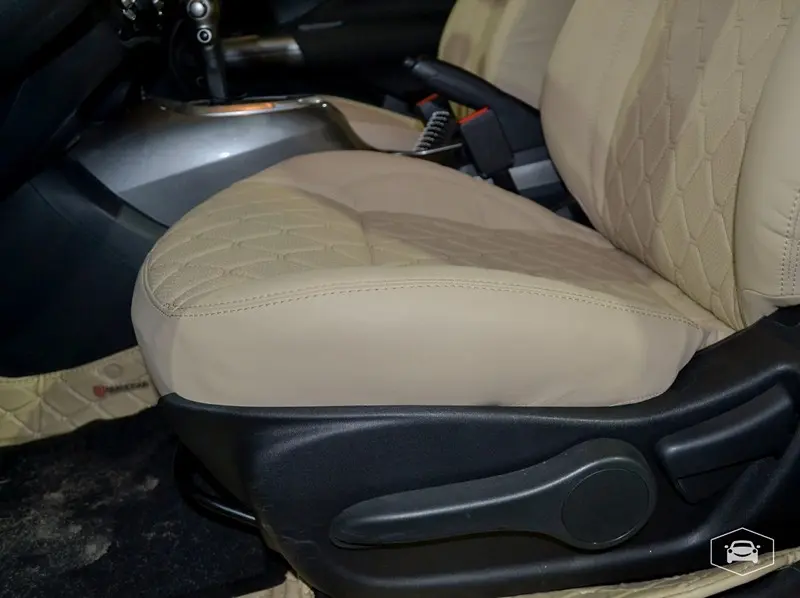  Чехлы Интер на Nissan Juke