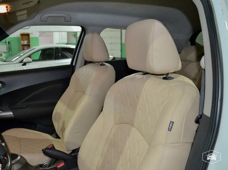  Чехлы Интер на Nissan Juke