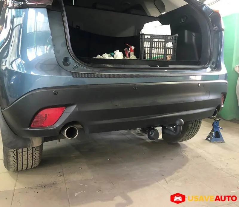 Установка фаркопа на Mazda CX5