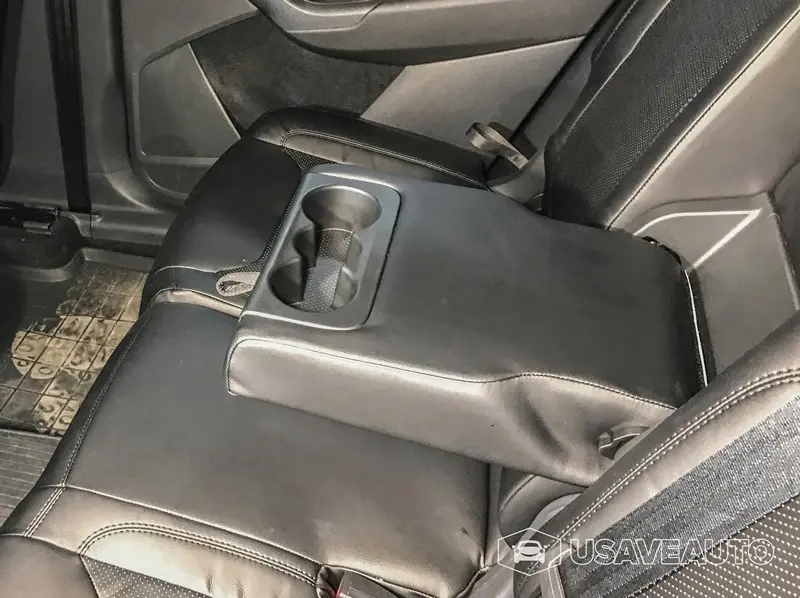 Установка чехлов INTER на Toyota RAV4