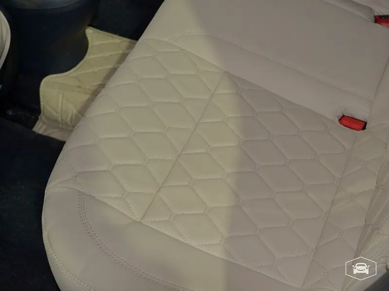  Чехлы Интер на Nissan Juke