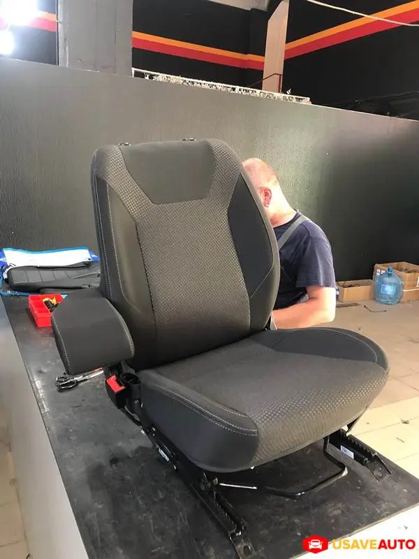 Установка чехлов Автопилот на Chevrolet Niva