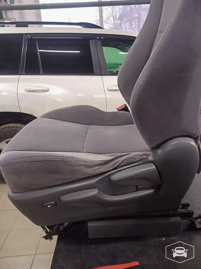 Ремонт сидений автомобиля