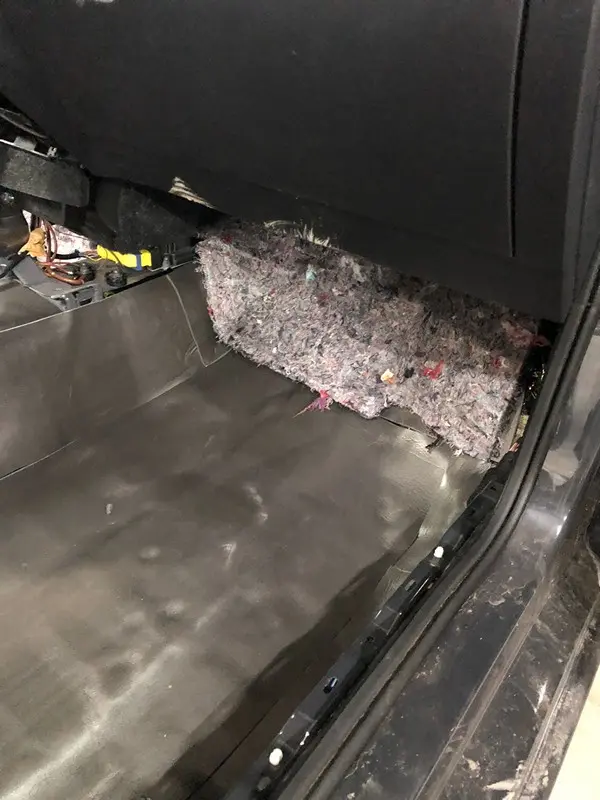 Шумоизоляция VW Polo