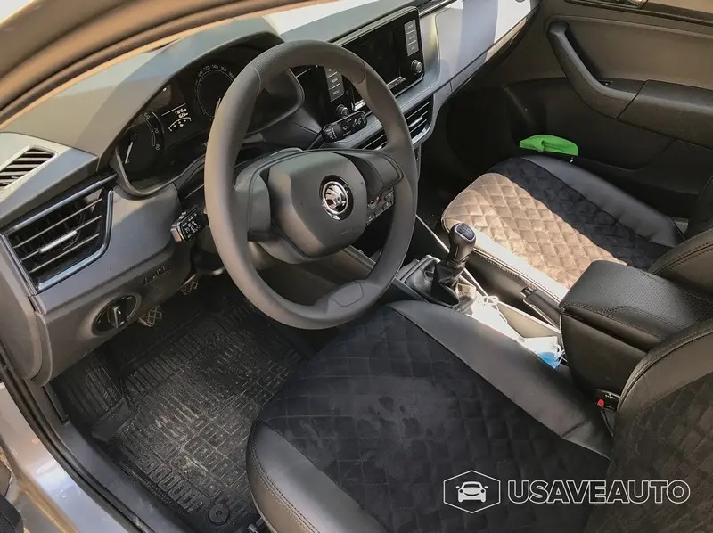 Установка чехлов на Skoda Rapid от компании Автоплот Установка чехлов на Skoda Rapid от компании Автоплот