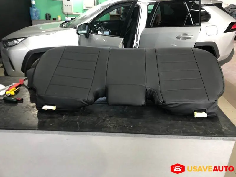 Установка чехлов Автопилот на Toyota Rav 4 2020 Установка чехлов Автопилот на Toyota Rav 4 2020