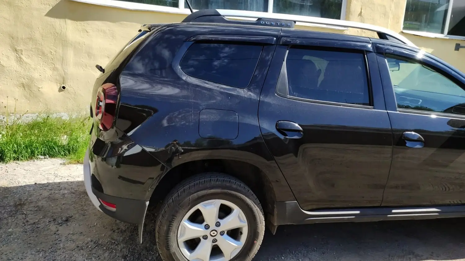 Тонировка Renault Duster