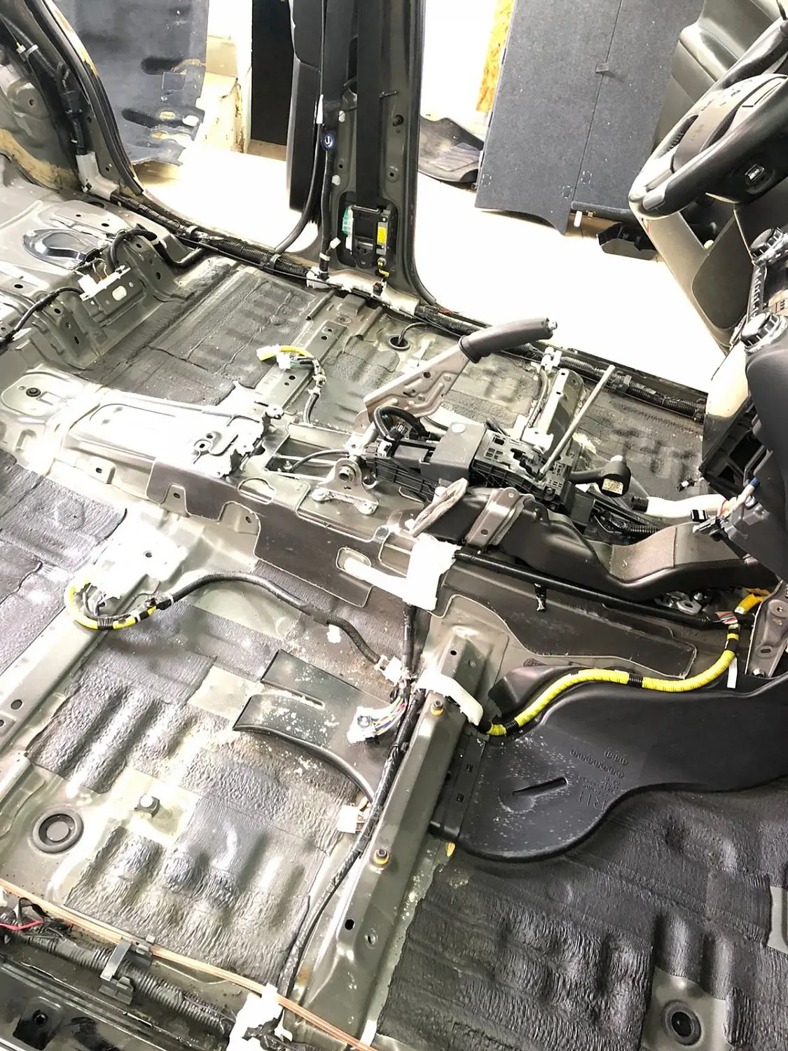 Шумоизоляция Toyota Land Cruiser