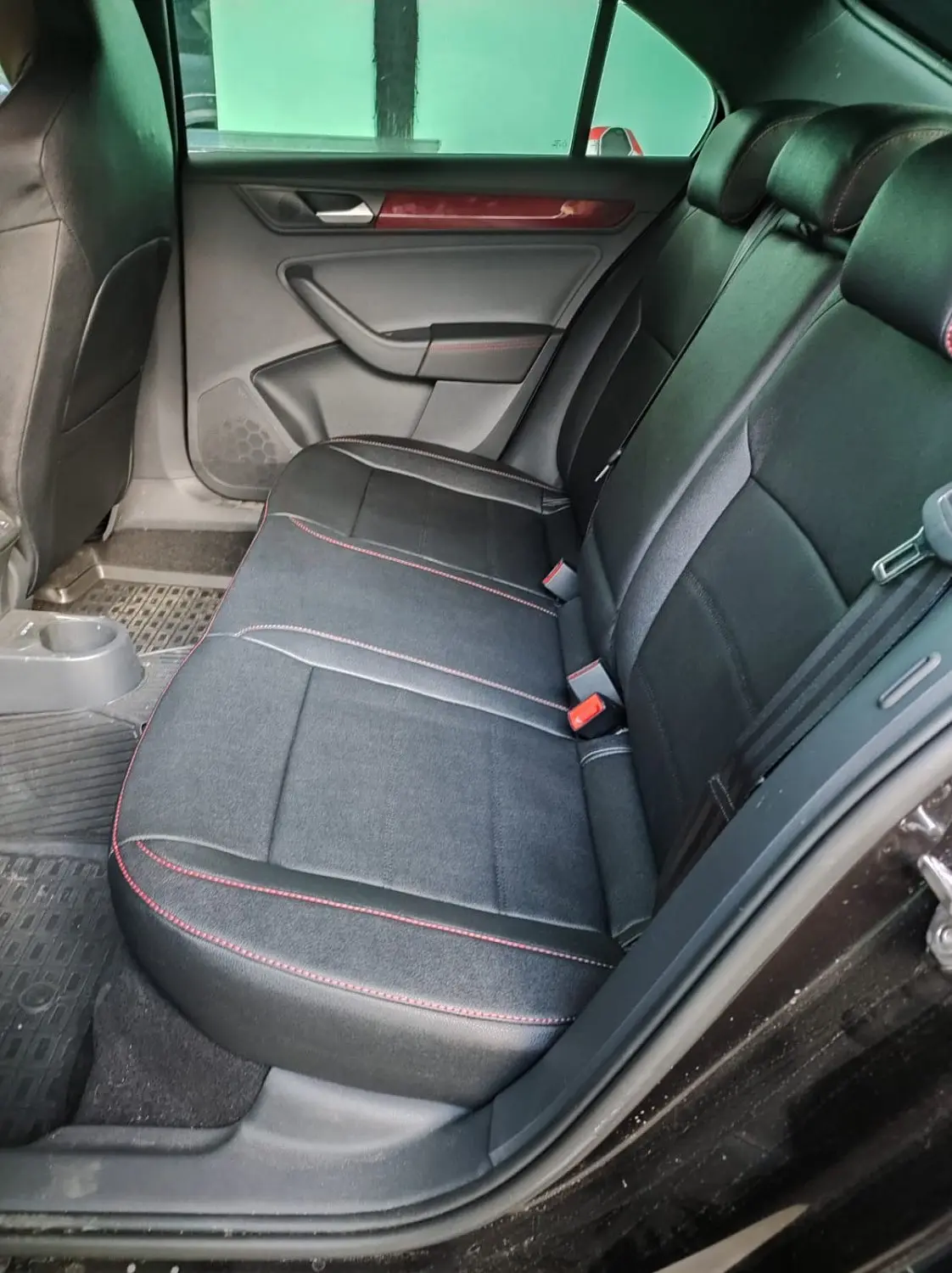 Чехлы Интер и VW Polo