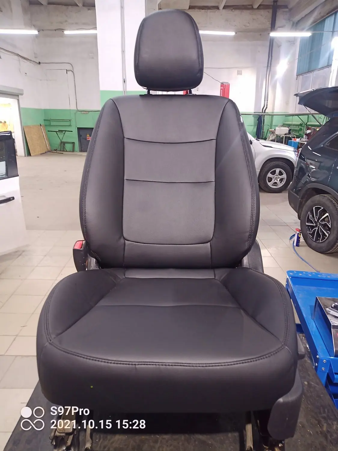 Ремонт сидений автомобиля