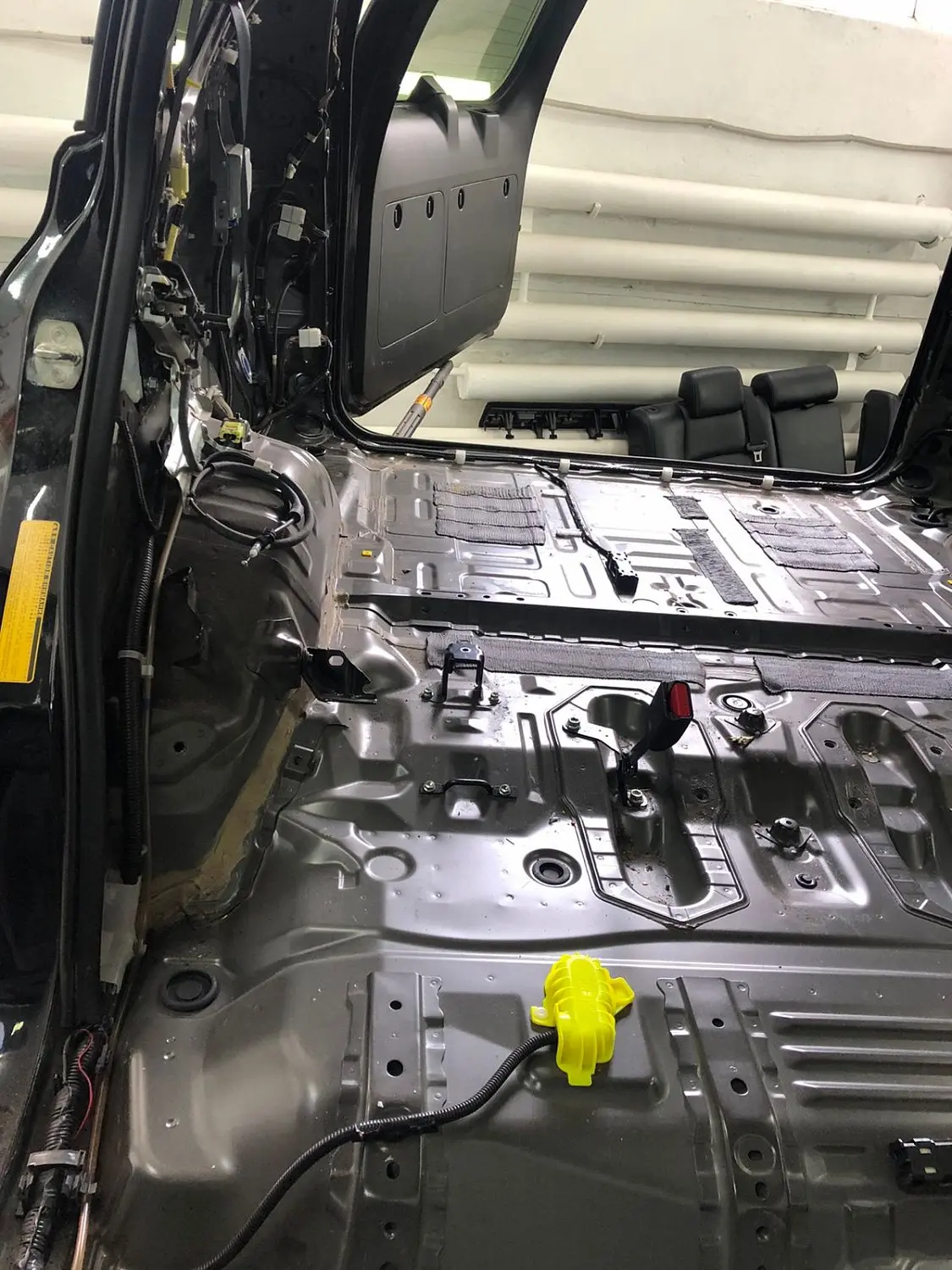 Шумоизоляция Toyota Land Cruiser