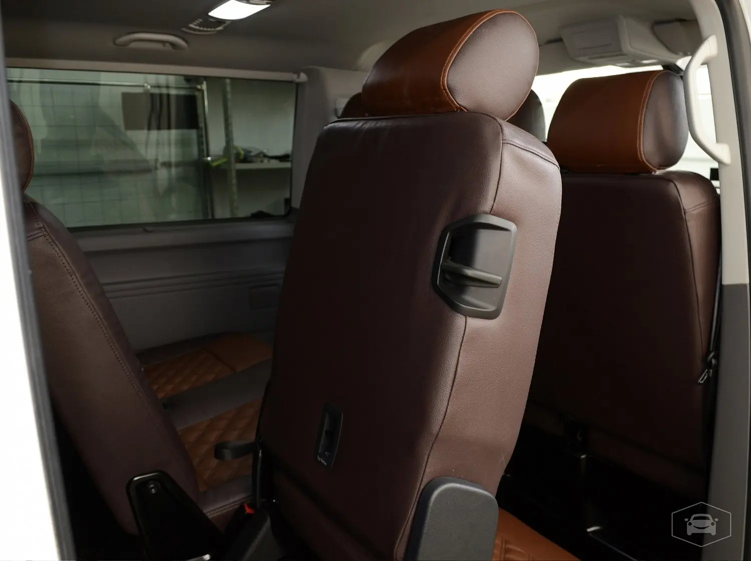 Каркасные чехлы на VW Caravelle T7 Каркасные чехлы на VW Caravelle T7